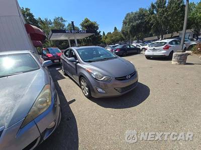 2013 Hyundai Elantra Limited Sedan - zdjęcie 4 z 31 - miniatura