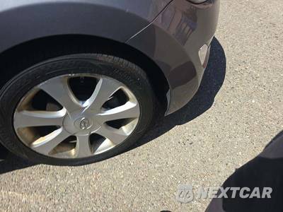 2013 Hyundai Elantra Limited Sedan - zdjęcie 31 z 31 - miniatura