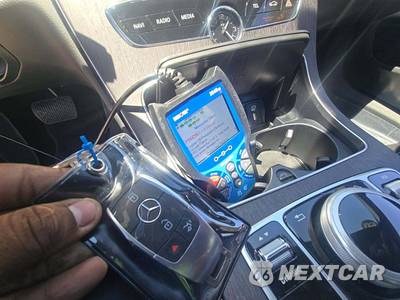 2020 Mercedes-Benz C 300 Sedan - zdjęcie 5 z 19 - miniatura