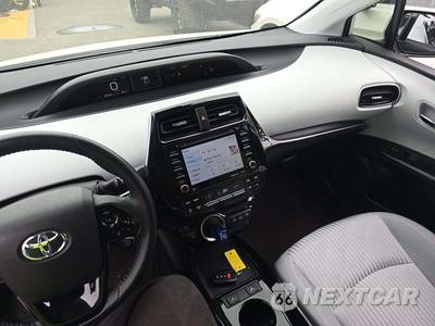 2021 Toyota Prius Prime LE - zdjęcie 10 z 21 - miniatura