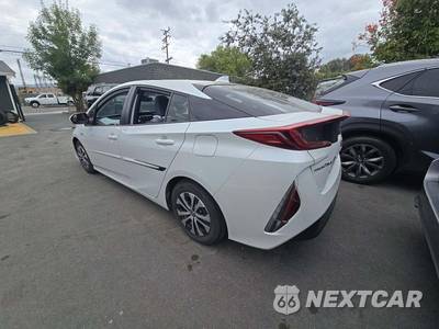 2021 Toyota Prius Prime LE - zdjęcie 2 z 21 - miniatura