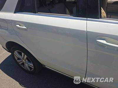 2012 Mercedes-Benz ML 350 - zdjęcie 32 z 38 - miniatura