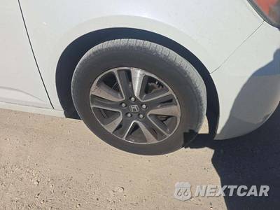 2015 Honda Odyssey Touring 118.1" WB - zdjęcie 21 z 23 - miniatura