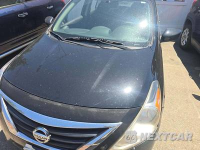 2015 Nissan Versa SV - zdjęcie 27 z 28 - miniatura