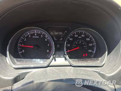 2015 Nissan Versa SV - zdjęcie 9 z 28 - miniatura