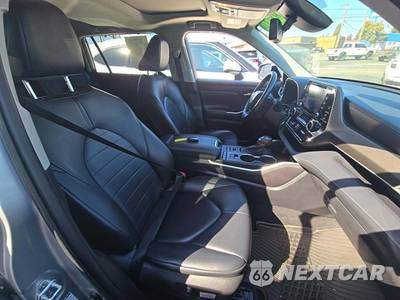 2021 Toyota Highlander XLE - zdjęcie 19 z 24 - miniatura