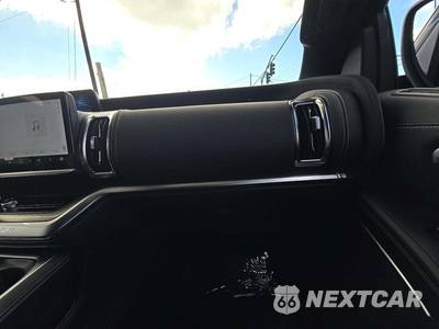 2025 Ford Expedition MAX Platinum - zdjęcie 20 z 23 - miniatura