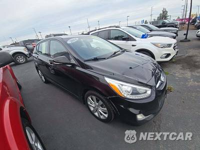 2014 Hyundai Accent SE Hatchback - zdjęcie 4 z 28 - miniatura