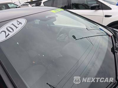 2014 Hyundai Accent SE Hatchback - zdjęcie 23 z 28 - miniatura