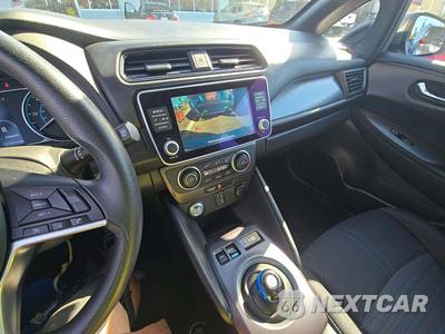 2023 Nissan LEAF S - zdjęcie 7 z 18 - miniatura