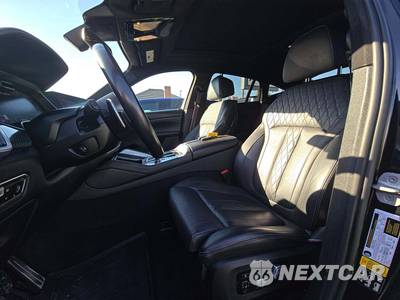 2022 BMW X6 Sports Activity Coupe M50i - zdjęcie 6 z 22 - miniatura