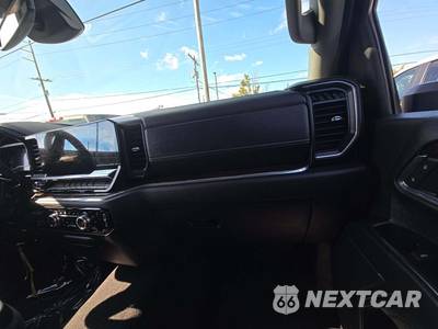2024 GMC Sierra 3500HD SLE Crew Cab Long Bed - zdjęcie 16 z 19 - miniatura
