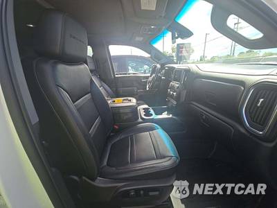 2021 GMC Sierra 1500 Denali Crew Cab Short Bed - zdjęcie 18 z 23 - miniatura