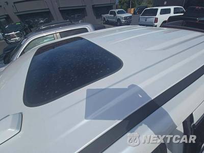 2021 GMC Sierra 1500 Denali Crew Cab Short Bed - zdjęcie 12 z 23 - miniatura