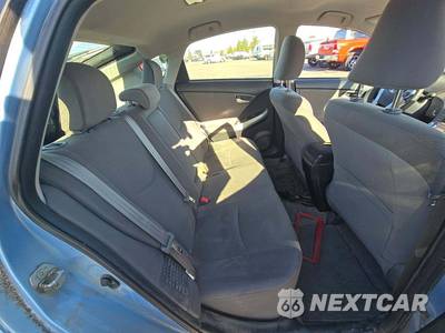 2013 Toyota Prius Plug-In Hybrid - zdjęcie 13 z 22 - miniatura