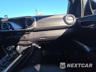 2019 Toyota Tacoma Limited Crew Cab Medium Bed - zdjęcie 19 z 22 - miniatura