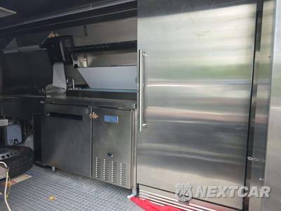 2019 Mercedes-Benz Sprinter 3500XD Cargo Van High Roof 170.0" WB - zdjęcie 31 z 33 - miniatura