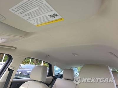 2017 Ford Focus Electric Hatchback - zdjęcie 11 z 28 - miniatura