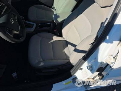 2017 Hyundai Elantra SE Sedan - zdjęcie 6 z 50 - miniatura