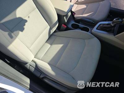 2017 Hyundai Elantra SE Sedan - zdjęcie 21 z 50 - miniatura