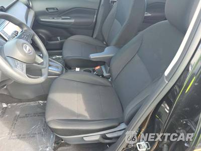 2025 Nissan Kicks Play - zdjęcie 6 z 34 - miniatura