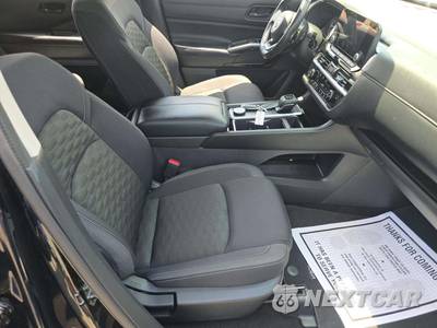 2024 Nissan Pathfinder SV - zdjęcie 19 z 39 - miniatura