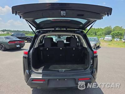 2024 Nissan Pathfinder SV - zdjęcie 15 z 39 - miniatura