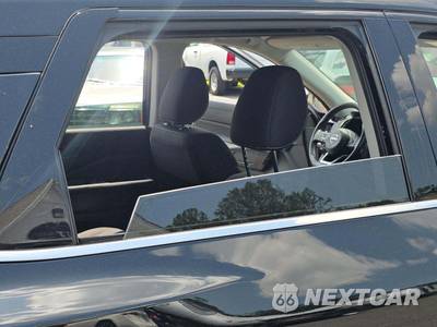 2024 Nissan Pathfinder SV - zdjęcie 29 z 39 - miniatura