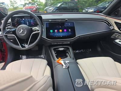 2025 Mercedes-Benz E 350 4MATIC Sedan - zdjęcie 10 z 30 - miniatura
