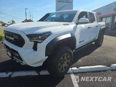 2026 Toyota Tacoma i-FORCE MAX Trailhunter Crew Cab Medium Bed