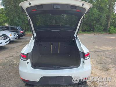 2020 Porsche Macan - zdjęcie 14 z 29 - miniatura