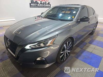 2021 Nissan Altima SR - zdjęcie 1 z 30 - miniatura