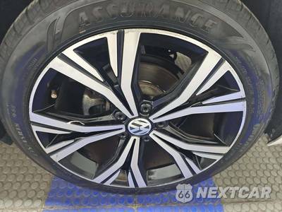 2022 Volkswagen Passat 2.0T SE - zdjęcie 23 z 29 - miniatura