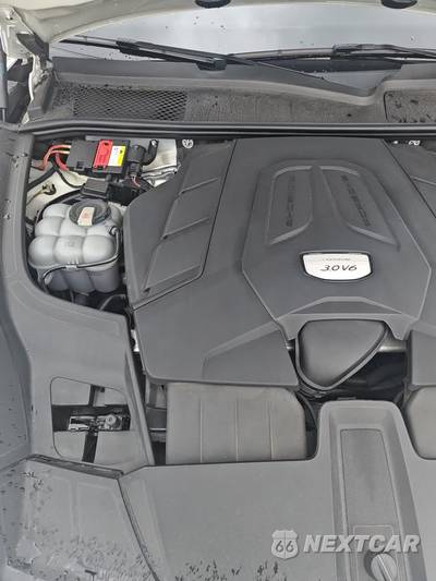 2020 Porsche Cayenne - zdjęcie 25 z 28 - miniatura
