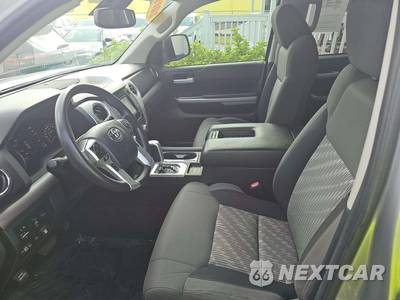 2019 Toyota Tundra SR5 Crew Cab Short Bed - zdjęcie 6 z 24 - miniatura