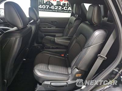 2023 Nissan Pathfinder Rock Creek - zdjęcie 13 z 26 - miniatura
