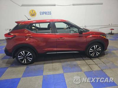 2019 Nissan Kicks SR - zdjęcie 4 z 25 - miniatura