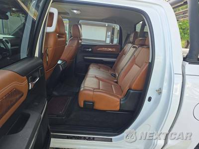 2019 Toyota Tundra 1794 Edition Crew Cab Short Bed - zdjęcie 13 z 33 - miniatura