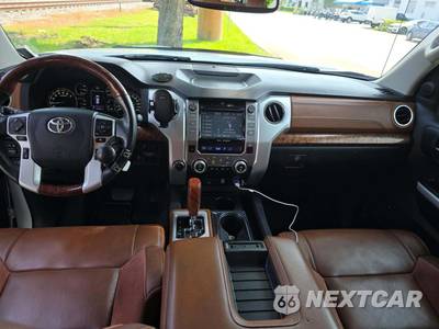 2019 Toyota Tundra 1794 Edition Crew Cab Short Bed - zdjęcie 10 z 33 - miniatura