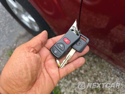 2008 Nissan Frontier SE Crew Cab Medium Bed - zdjęcie 8 z 40 - miniatura