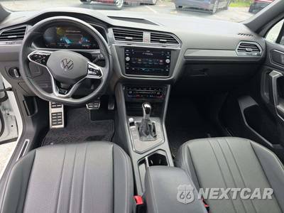 2023 Volkswagen Tiguan SE R-Line Black - zdjęcie 10 z 23 - miniatura