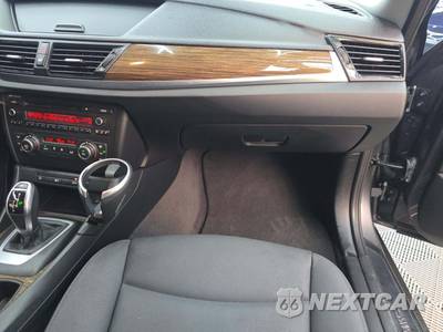 2015 BMW X1 Sports Activity Vehicle sDrive28i - zdjęcie 19 z 23 - miniatura