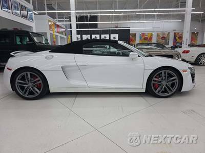 2015 Audi R8 Spyder V8 Convertible - zdjęcie 4 z 19 - miniatura