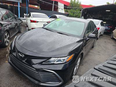 2023 Toyota Camry LE - zdjęcie 1 z 34 - miniatura