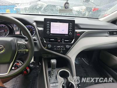 2023 Toyota Camry LE - zdjęcie 10 z 34 - miniatura