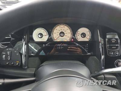 2019 Rolls-Royce Wraith - zdjęcie 9 z 21 - miniatura
