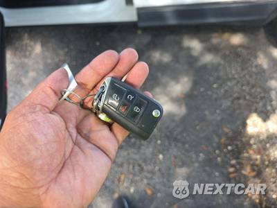 2021 Volkswagen Tiguan SE - zdjęcie 8 z 25 - miniatura