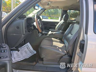 2005 Chevrolet Silverado 3500 LT Extended Cab Long Bed 1SC w/Rear Doors - zdjęcie 6 z 41 - miniatura