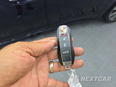 2016 Porsche Panamera 4S - zdjęcie 8 z 24 - miniatura