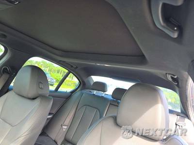 2019 BMW 3 Series Sedan 330i - zdjęcie 11 z 30 - miniatura